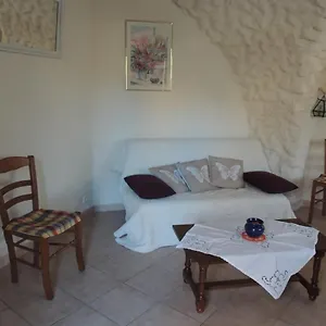  Hébergement de vacances Les Grands Bois